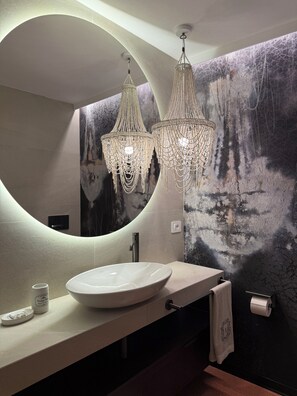 Bathroom - Angel Apartment 2 - Studio Apartment, Sleeps 2 (Monopoli)