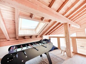 Spielezimmer