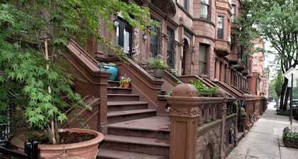 Hamilton House Apartment 6 with 2 bedrooms & private bathroom in Manhattan, NYC