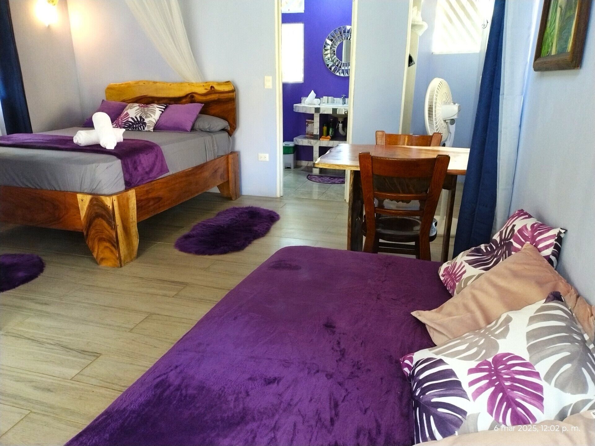 Free WiFi, bed sheets