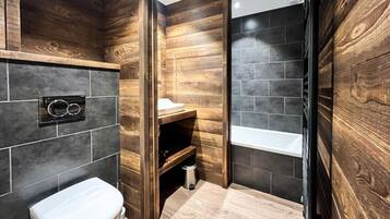 Een douche, een haardroger