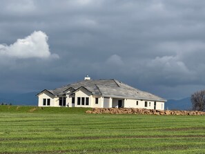 Esterni