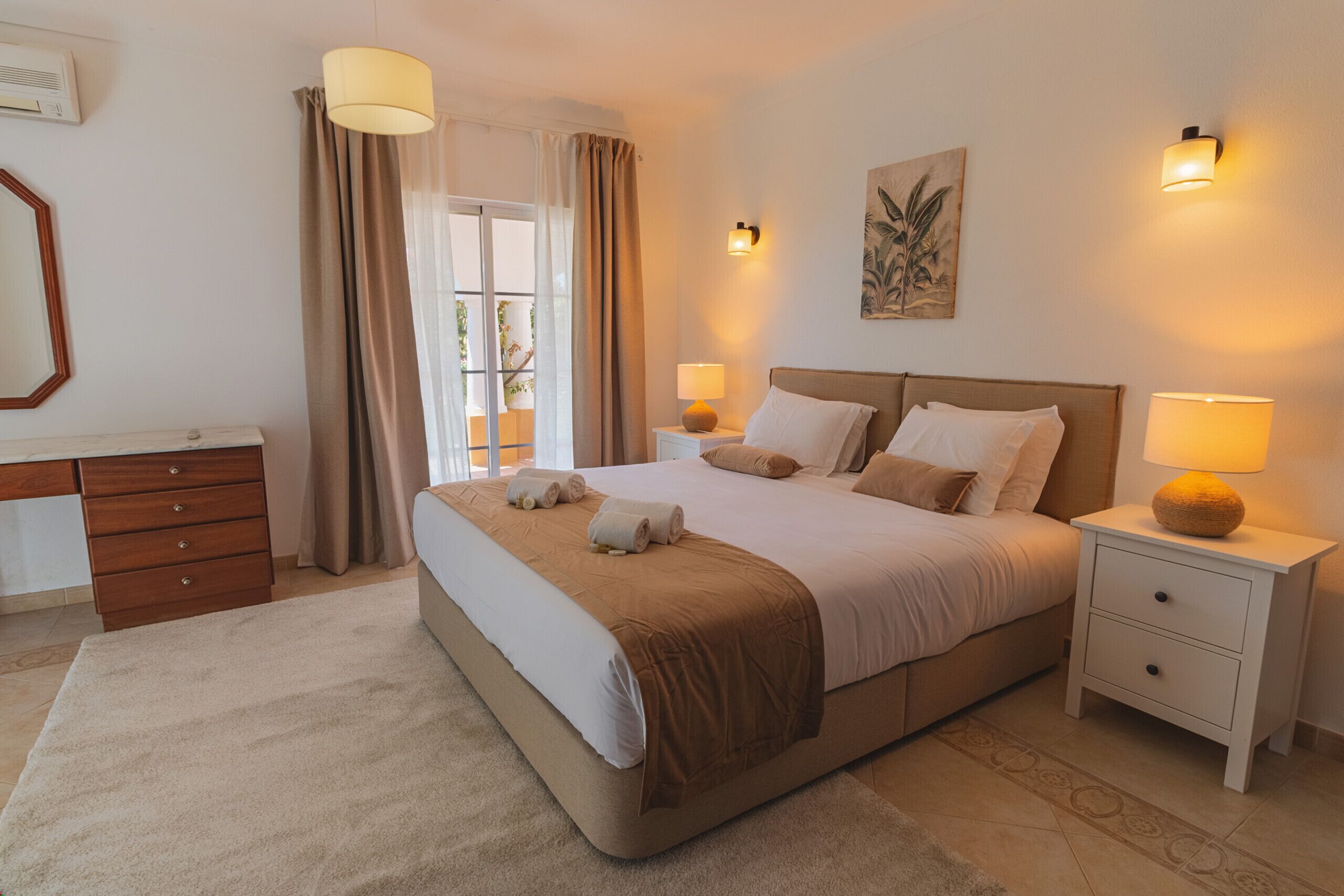 6 Schlafzimmer, kostenloses WLAN, Bettwäsche