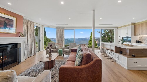 Honeysett - breathtaking escarpment views