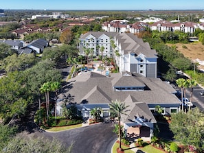 House, Accessible - 7 Minutes to Disney Free Shuttle King Queen bed (Orlando)