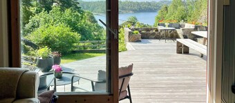 Coastal cabin with sunshine all day