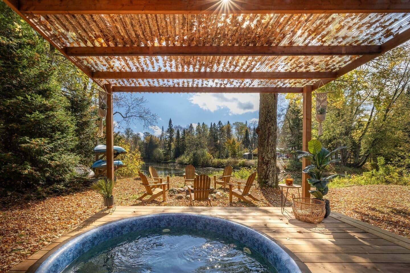 Bain à remous extérieur