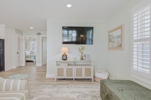 2 bedrooms, Internet, bed sheets - Updated Duplex | Walk to Ocean | Sleeps 6-12 (Atlantic Beach)