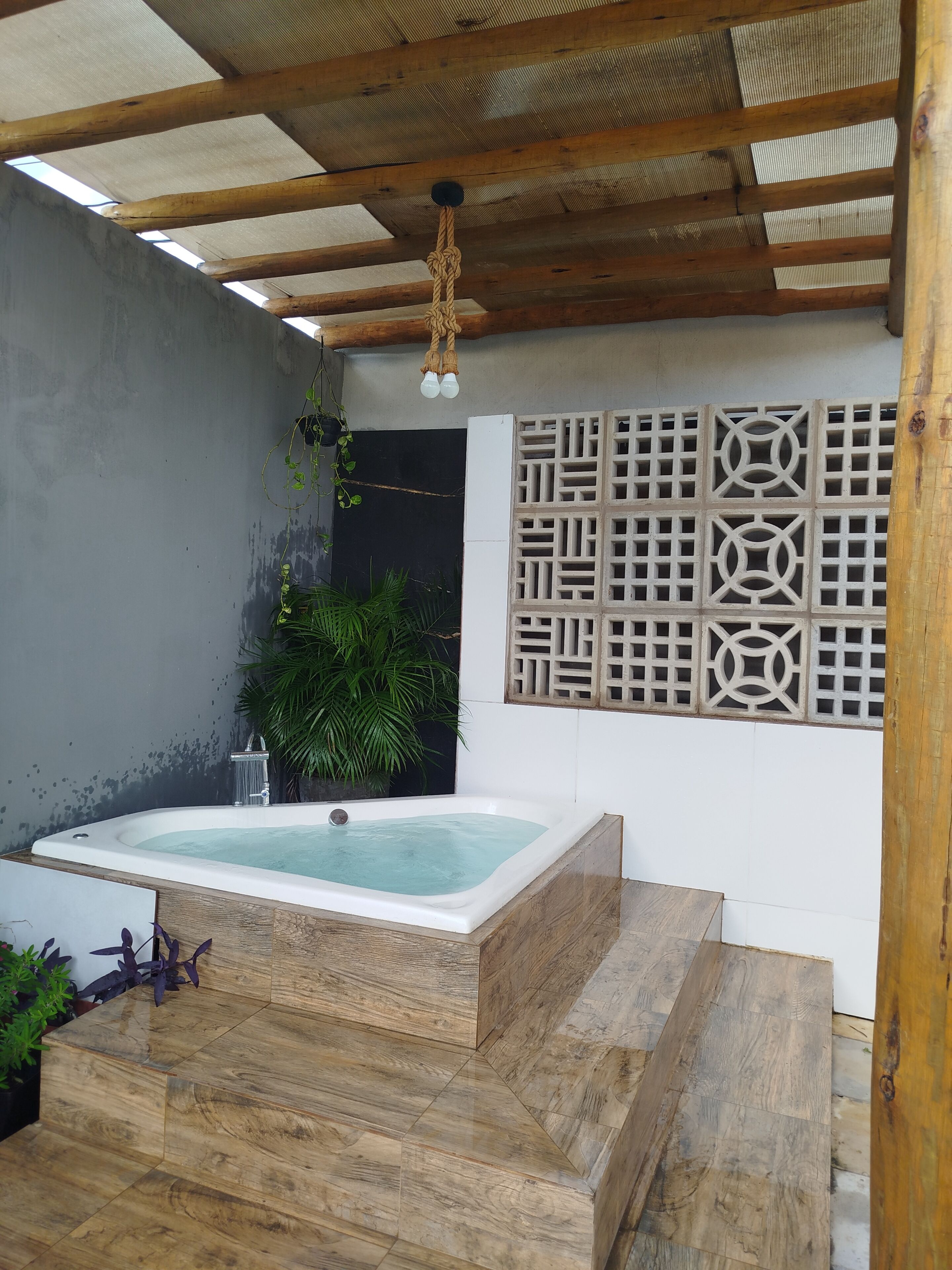 Comfort Double or Twin Room, Garden View | Living area
