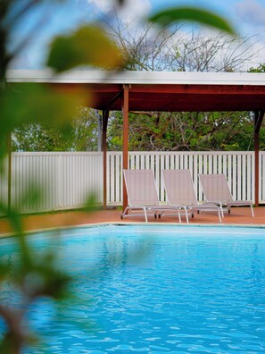 Pool - Vrbo Property (Le Gosier)