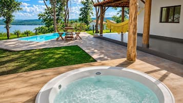 Private spa tub