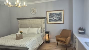 4 slaapkamers, een strijkplank/strijkijzer, wifi, beddengoed