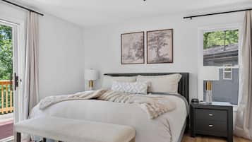 4 Schlafzimmer, Schreibtisch, Bügeleisen/Bügelbrett, Reisekinderbett