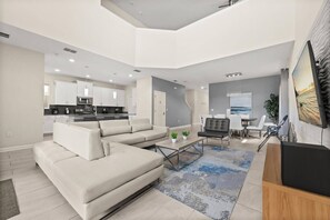 Smart TV - Last Minute Disney Getaway! Private Pool & Game Room. Book Now! #163433 (Orlando)