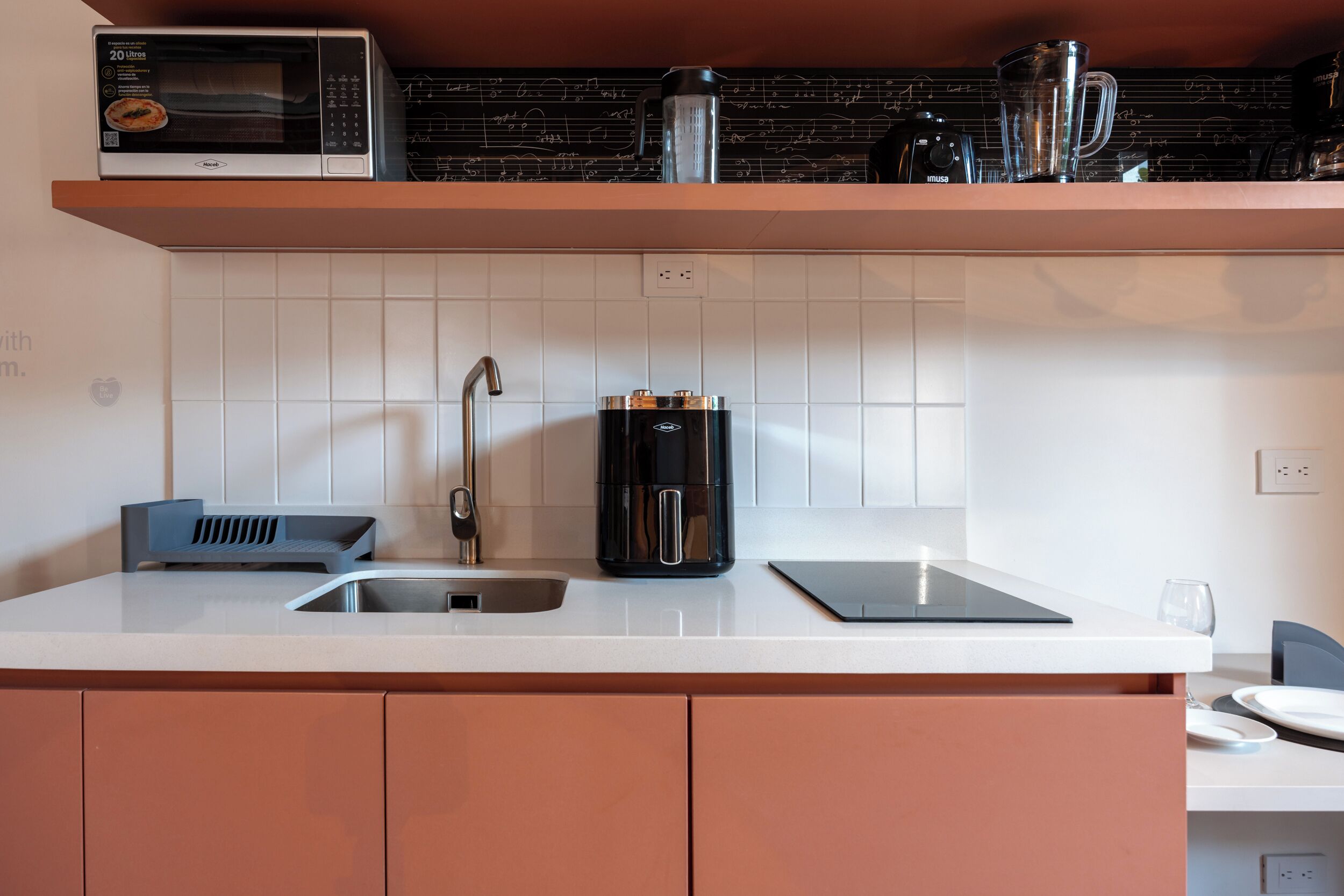 Superior Studio, 1 Double Bed, Balcony | Private kitchen | Mini-fridge, microwave, stovetop, cookware/dishes/utensils