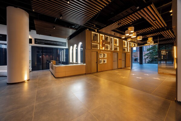 Lobby - Be live (Medellín)