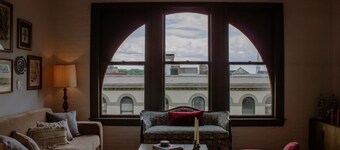 The Ilium Suite 404 - River view Luxury 1 bd Suite in Downtown Troy