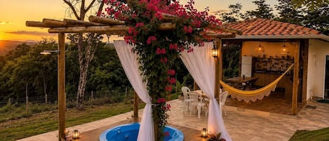 Private spa tub