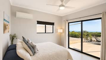 1 bedroom, iron/ironing board, WiFi