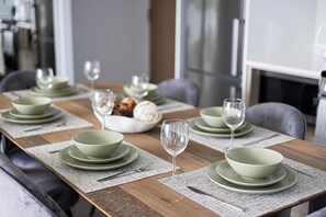 Apartment, Balkon, Stadtblick | Speisen