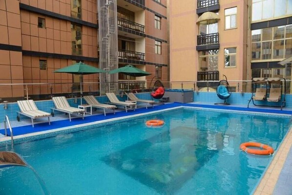Pool - Emmad Furnished Hotel (Addis Ababa)