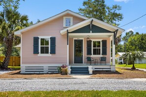 Exterior - Pretty in Pink: Fully Renovated 1870 Gem in Old Town (Bay St. Louis)