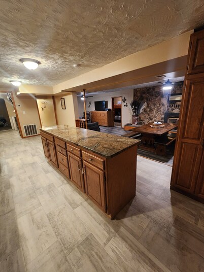 Lake Wishes is a 3 bedroom 1
bathroom lower unit in a beautiful double A frame.