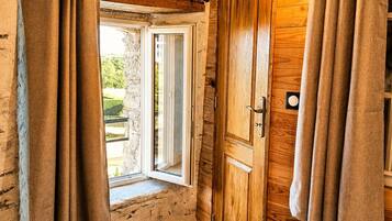 Double or Twin Room, Valley View | WiFi