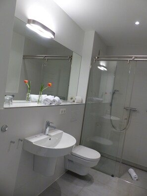 Bathroom - HAUS AALBEEK, Studio Schleswig 60 m2 (Timmendorfer Strand)