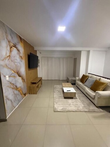 Lumiere House