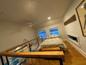 Room - Big island cottage (Merigomish)