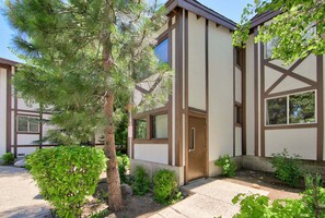 Exterior - Tavern Inn # 41 at Olympic Valley - 2BR near Palisades w Ski Shuttle & HOA! (Olympic Valley)