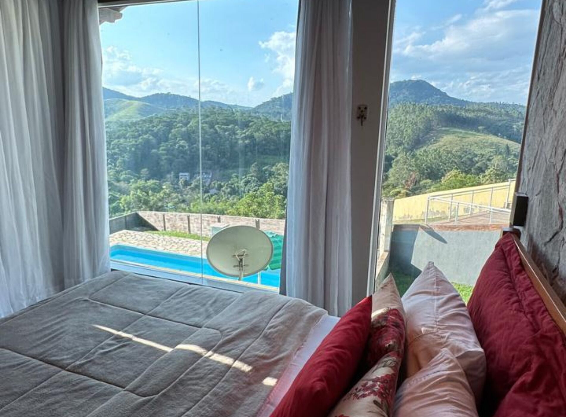 Chalet, Mountain View