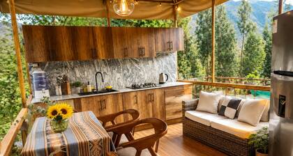 Luxury Retreat in the Sacred Valley | Hot Tub, Mountain and Waterfall Views, Campfire.