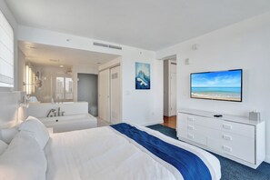 Iron/ironing board, travel crib, internet, bed sheets - Redesigned 1BR Corner Unit W Resort, 23rd Floor (Fort Lauderdale)