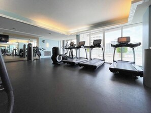 Fitness facility - Redesigned 1BR Corner Unit W Resort, 23rd Floor (Fort Lauderdale)