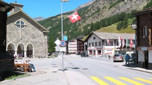 Unclassified image, 2 of 26, button - Haus Vispa Appartement/Fewo Wohnung D by Interhome (Saas-Grund)
