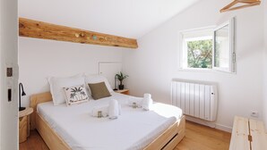 2 soverom, strykejern/-brett, wi-fi og sengetøy