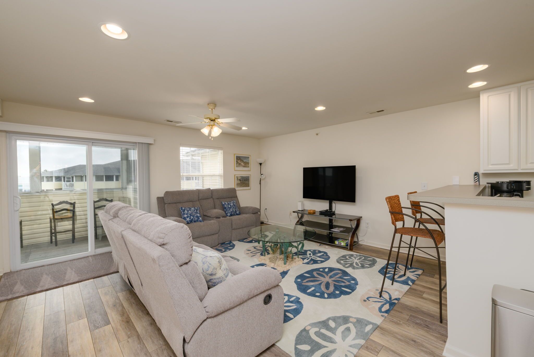 Rehoboth Beach Condo Walk To Shops And Restaurants - Lewes