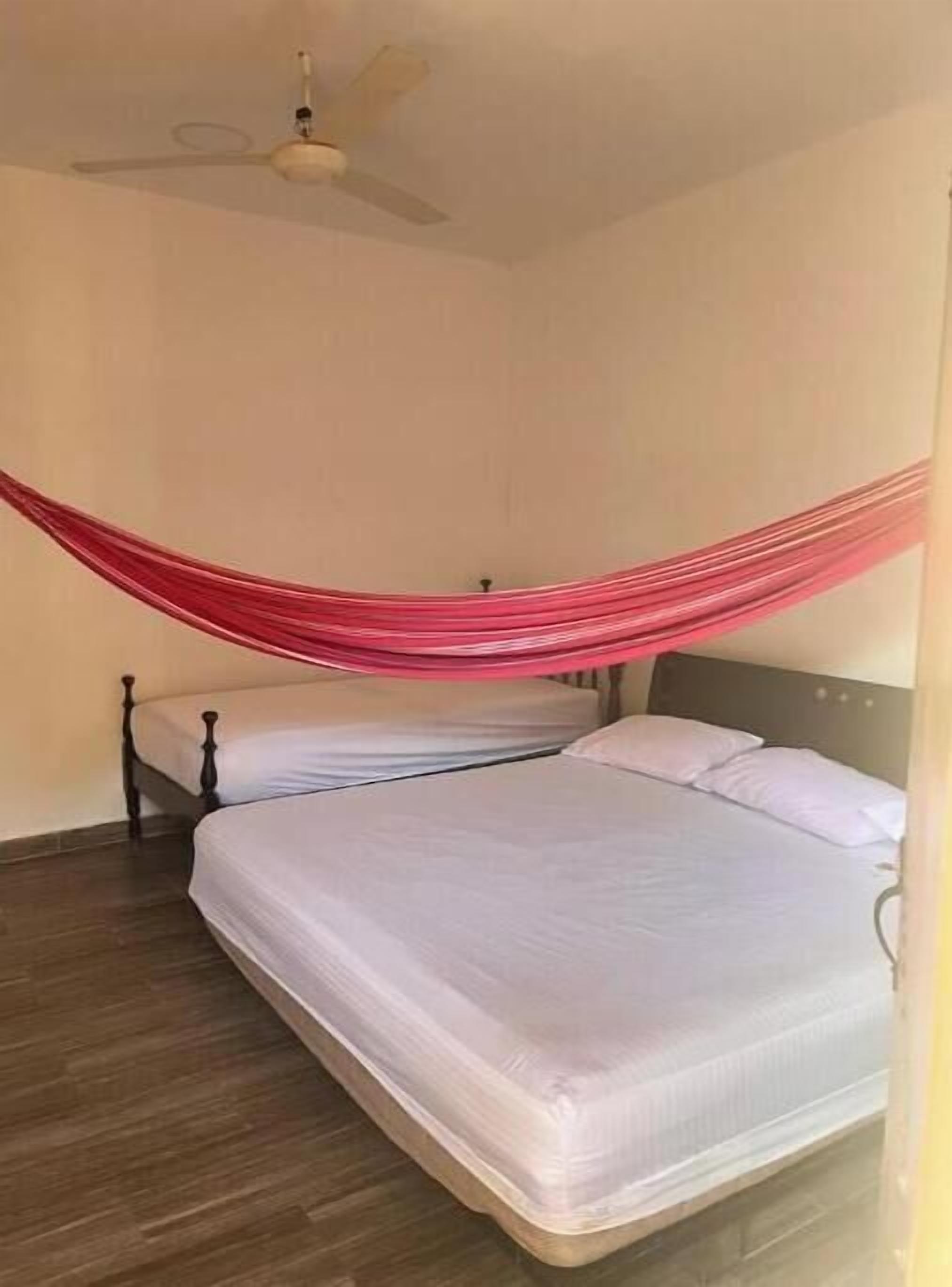 3 chambres, Wi-Fi gratuit, draps fournis