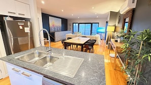 Interior - Coastal Tones (Cowes)