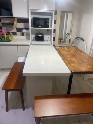 Apartamento clássico (Non-Korean Nationals Women only) | Wi-Fi de cortesia