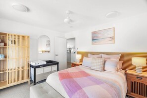 2 bedrooms, desk, iron/ironing board, travel crib
