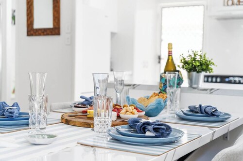 Unit 1 (Anna) Beachside Mackay