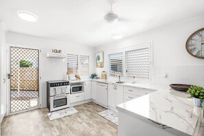Fridge, microwave, stovetop, dishwasher - Unit 1 (Anna) Beachside Mackay (Slade Point, Mackay)