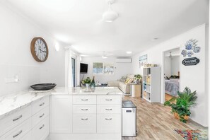 Interior - Unit 1 (Anna) Beachside Mackay (Slade Point, Mackay)