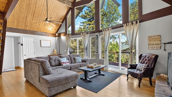 House (3 Bedrooms) | Interior - North Bay Chalet by Avantstay A-frame + Game Room Deck Dining + Firepit + Lake Views Near Dining (Lake Arrowhead)