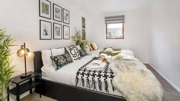 2 bedrooms