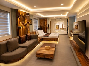 Comfort Studio, City View | Interior