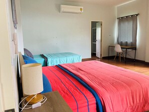 Room - Private Tropical Family Pool Villa Near the Beach (Koh Lanta)